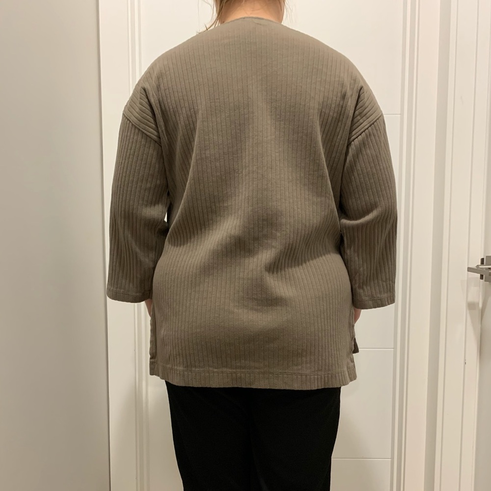 BOGO - Uniqlo Wide Ribbed Relaxed Tunic - Picture 3 of 3